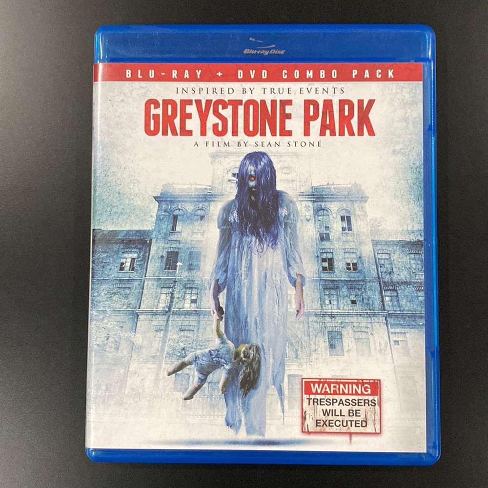 Greystone Park - Blu-ray & DVD Combo Set